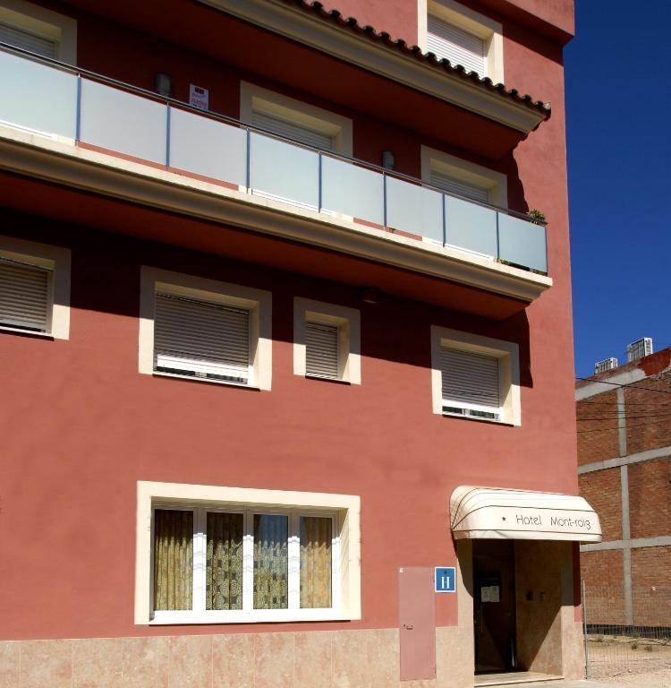 Hotel Mont-Roig Екстериор снимка